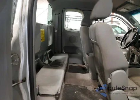 2006 Toyota Tacoma V6 from USA, damaged, VIN 5TEUU42N86Z297632